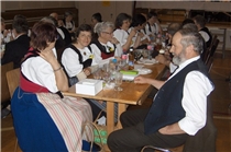 Trachtengruppen-Delegierte in Därstetten